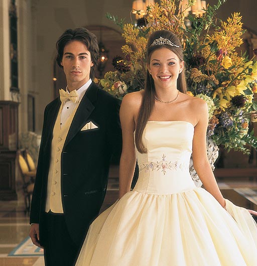 Al's Formal Wear for your Quinceanera